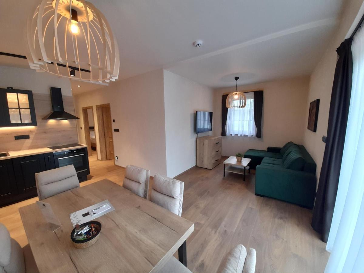 Residence Klazary U Zumberka - Terasove Apartmany Kamenna Экстерьер фото